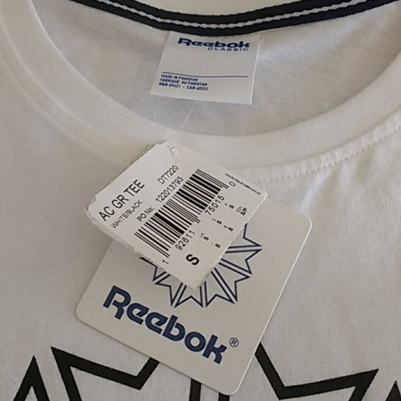 NWT Reebok Graphic Tee - Picture 2 of 3